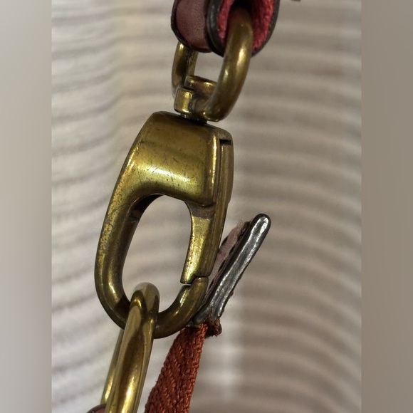 Red Leather Fossil Shoulder Bag - Picture 10 of 15